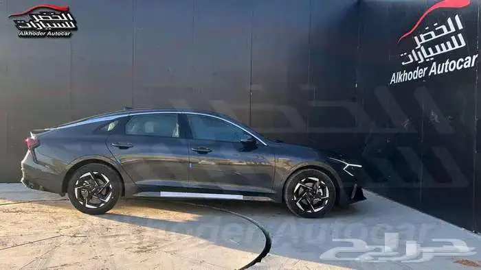 كيا K5 نص فل الاهليه 2026 لدى الخضر للسيارات 3