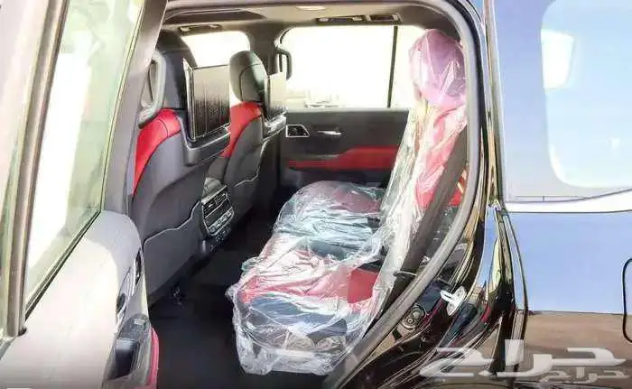 لاندكروزر VXR موديل 2025 بنزين حبه فقط لون اسود 22