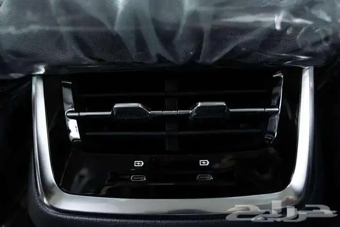 فورد تريتورى امبيانتى وتريند وتيتانيوم 2026 9