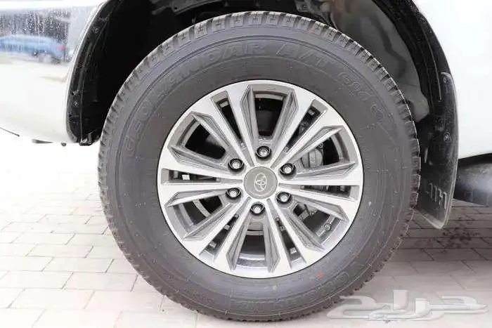 تويوتا هايلوكس S-GLX فل كامل 2025 سعودي بنزين افضل الاسعار 30