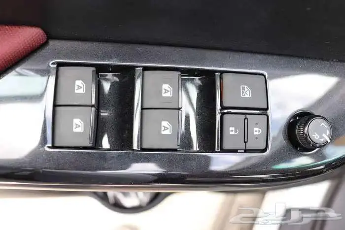 تويوتا هايلوكس S-GLX فل كامل 2025 سعودي بنزين افضل الاسعار 20