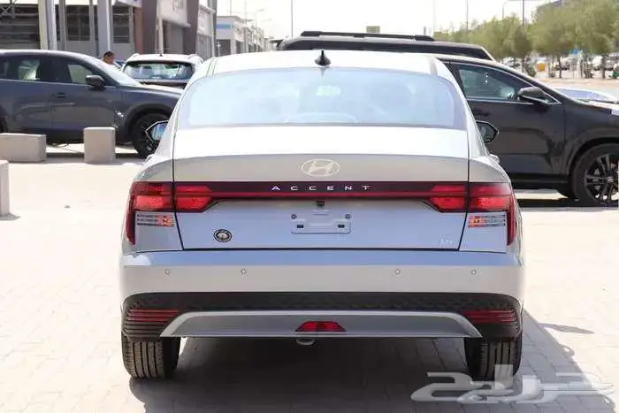 هيونداي اكسنت سمارت جميع الالوان 2025 تسليم فوري 10