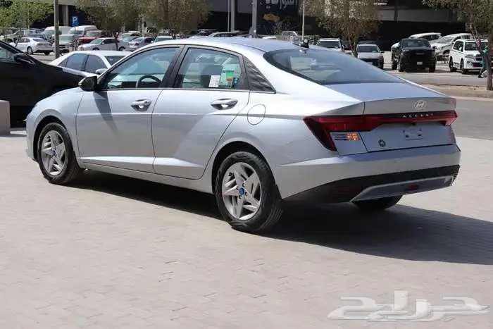 هيونداي اكسنت سمارت جميع الالوان 2025 تسليم فوري 3