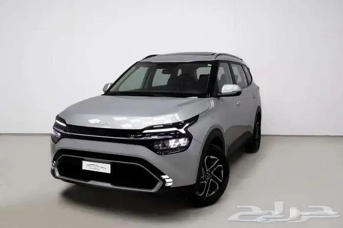 كيا كارينز 2025 أستندر وأستندر مطور 1