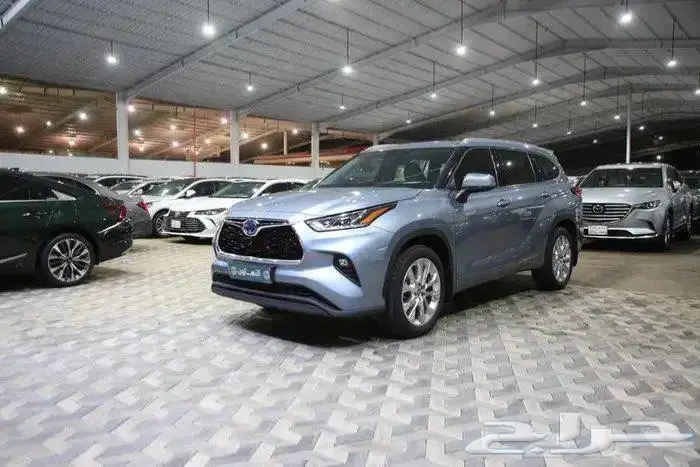 تويوتا هايلندر فل كامل ليمتد هايبرد بانوراما جلد موديل 2023 1