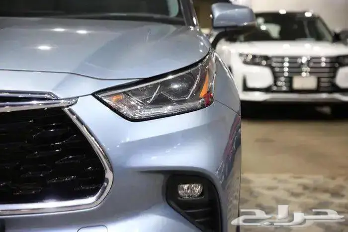 تويوتا هايلندر فل كامل ليمتد هايبرد بانوراما جلد موديل 2023 8