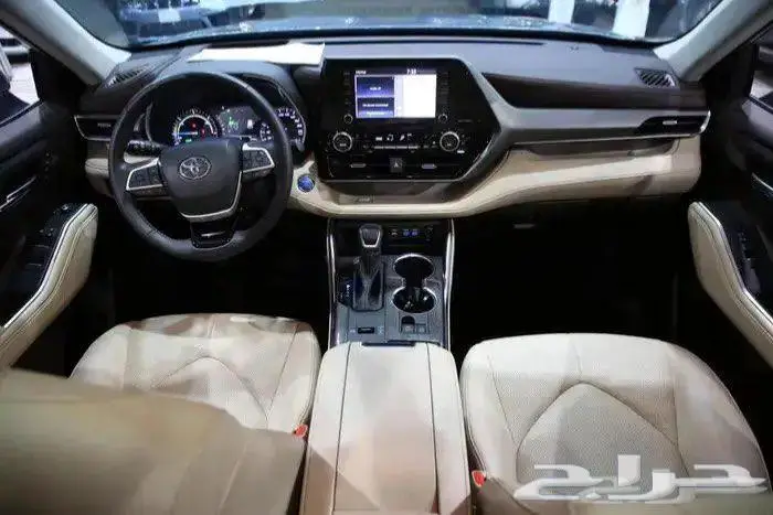 تويوتا هايلندر فل كامل ليمتد هايبرد بانوراما جلد موديل 2023 11