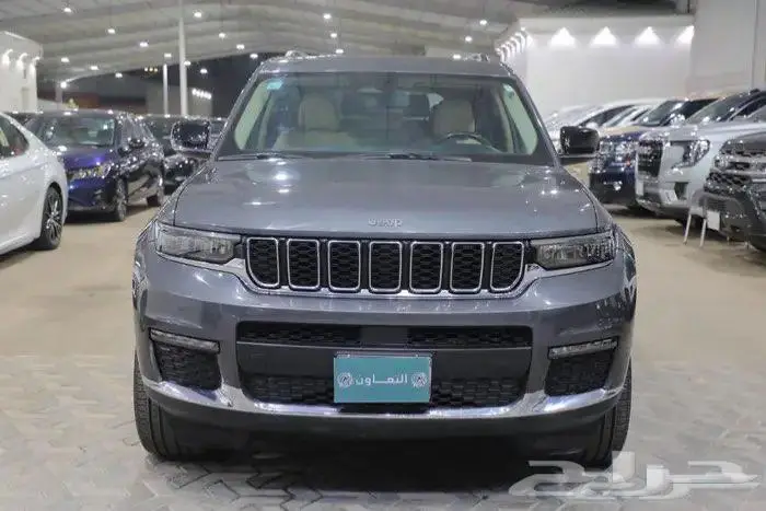 جيب جراند شيروكي ليمتد بانوراما جلد ستة سلندر موديل 2022 1