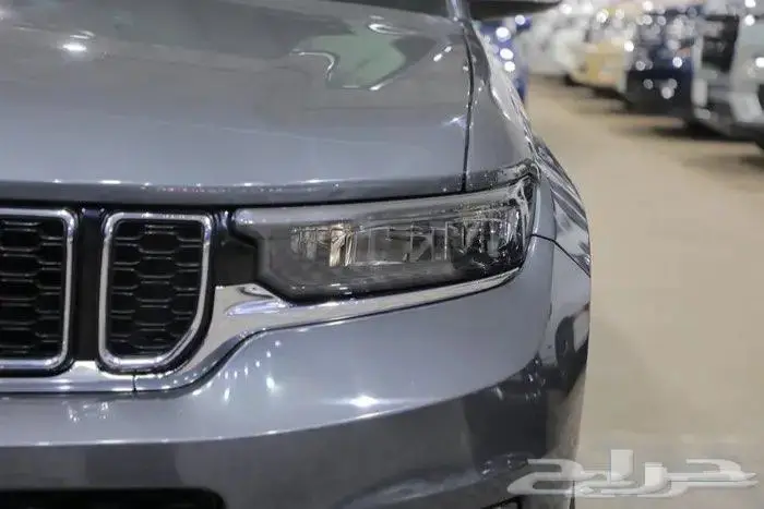 جيب جراند شيروكي ليمتد بانوراما جلد ستة سلندر موديل 2022 6