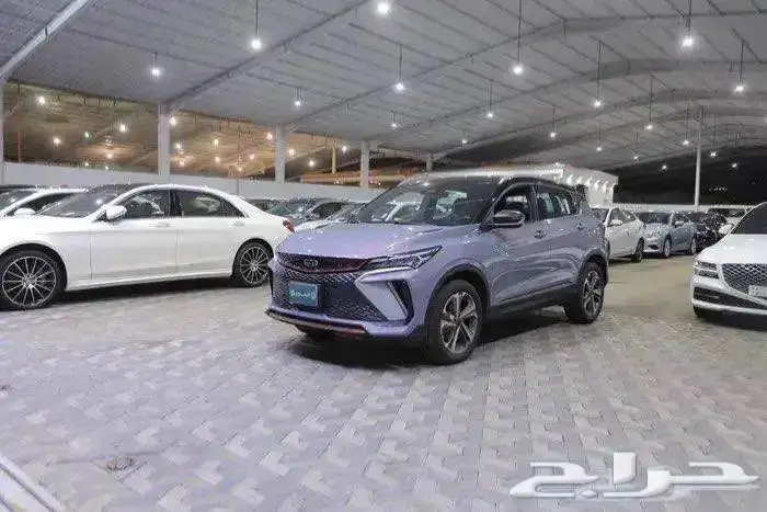 جيلي كولراي فل كامل بانوراما جلد اربعة سلندر موديل 2024 2