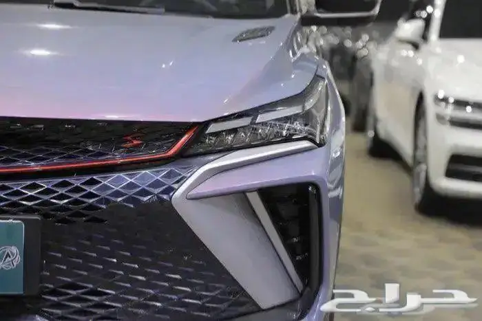 جيلي كولراي فل كامل بانوراما جلد اربعة سلندر موديل 2024 7