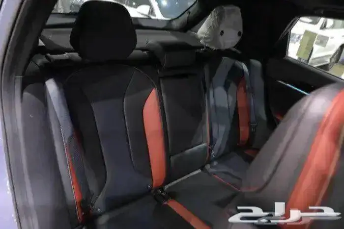 جيلي كولراي فل كامل بانوراما جلد اربعة سلندر موديل 2024 9