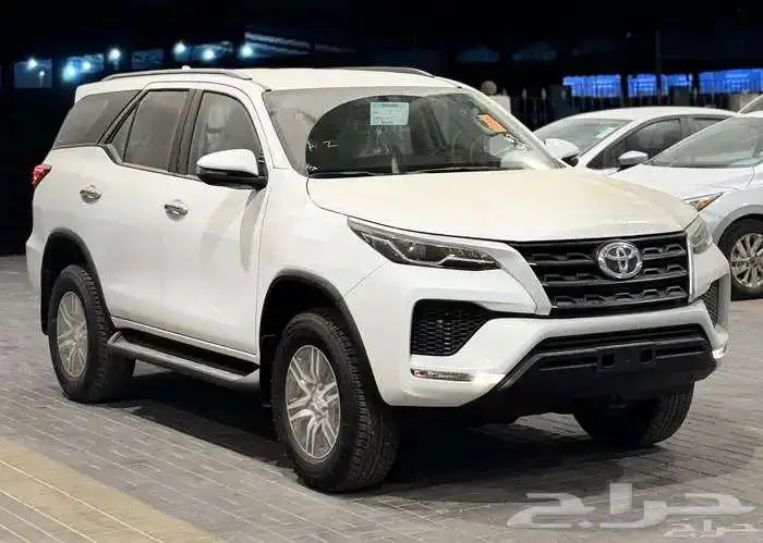 تويوتا فورتشنر GX2 بنزين 2025 -كاش وعورض اقساط بأقل هامش ربح 0