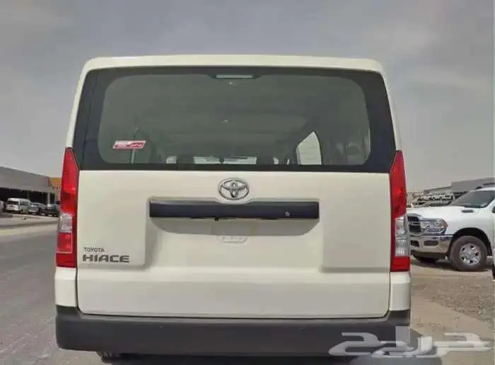 تويوتا هايس بضاعه ديزل اتوماتيك سقف منخفض 2026 5