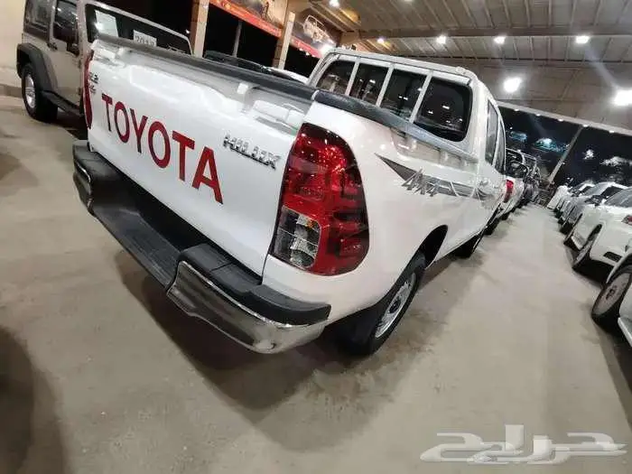 هايلكس غمارتين سلق ديزل موديل 2025 حبه فقط 11