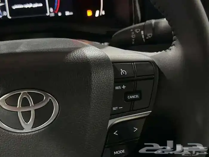 تويوتا كامرى LE بنزين موديل 2025 1