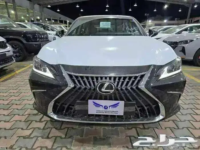 لكزس Es250. 2025. متاح كاش وتقسيط 0