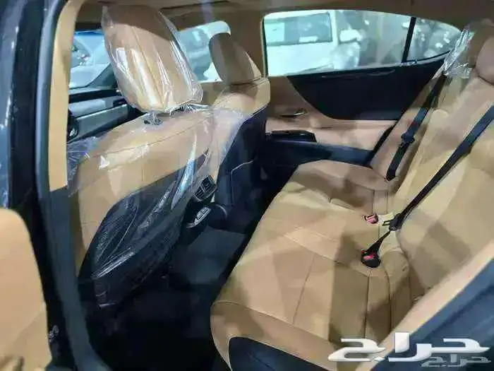لكزس Es250. 2025. متاح كاش وتقسيط 8