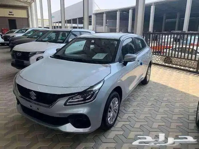 سوزوكي بالينو GL و GLX 13