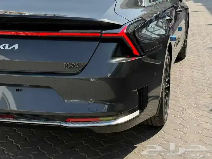 كيا K8 2026 نص فل الفخامه الكوريه من كيا 4