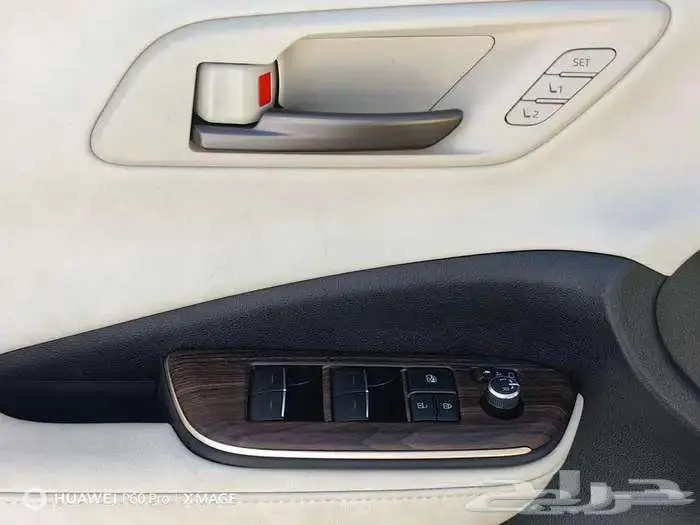 كراون بريميوم اسود 2025 5