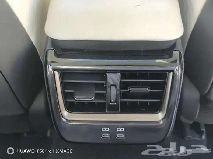 كراون بريميوم اسود 2025 24