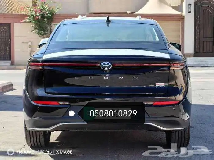 كراون بريميوم اسود 2025 13