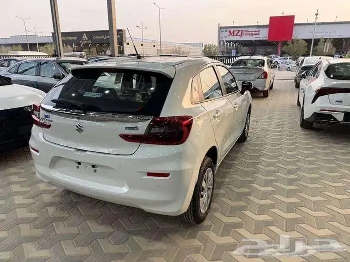 سوزوكي بالينو استاندر GL 8