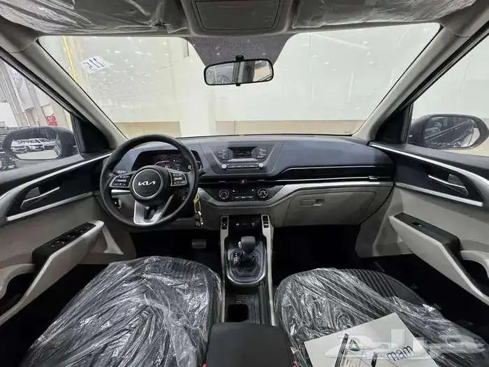كيا كارينز 7 مقاعد GL موديل 2025 سيارات عائليه اقل سعر 5