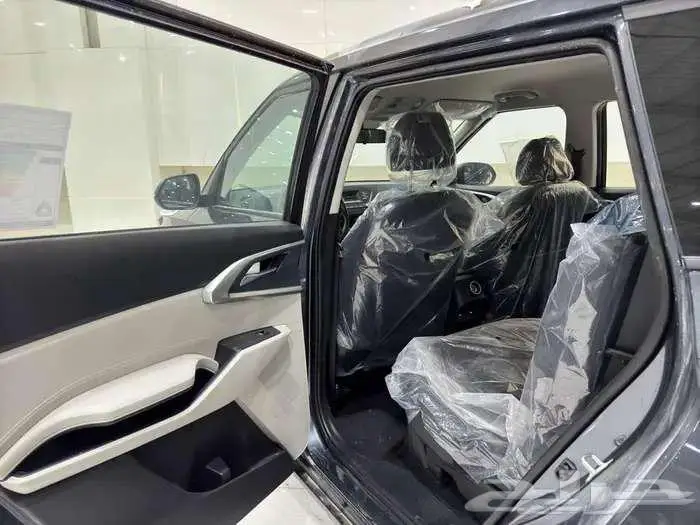 كيا كارينز 7 مقاعد GL موديل 2025 سيارات عائليه اقل سعر 9