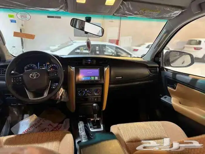 تويوتا فورتشنر GX2 دبل بنزين 2025 4