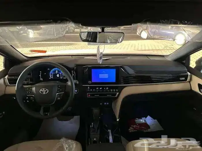 تويوتا كامرى LE بنزين موديل 2025 5