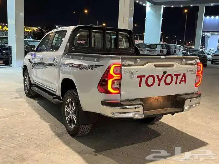 هايلوكس غمارتين فل 2025 3