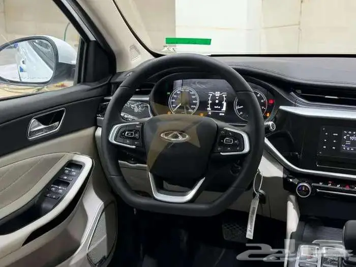 شيري اريزو 5 2025 9