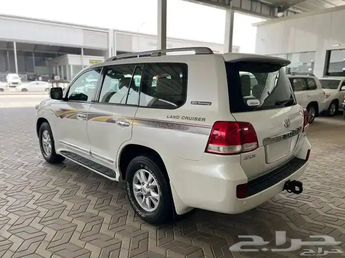 تويوتا جكسار 2011 خليجي ماشي 317 الف قمة فالنظافة 5