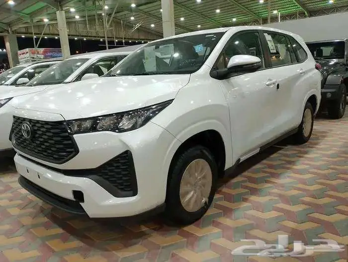 تويوتا انوفا استاندر بنزين اصفار سعودي 2024 3