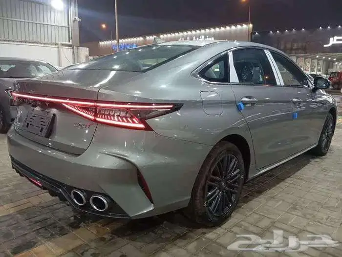 شيري اريزو 8 لاكجري فل كامل 2025 11