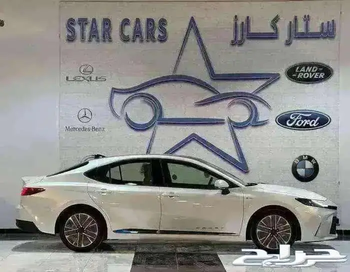 تويوتا كامري 2025 LE 1