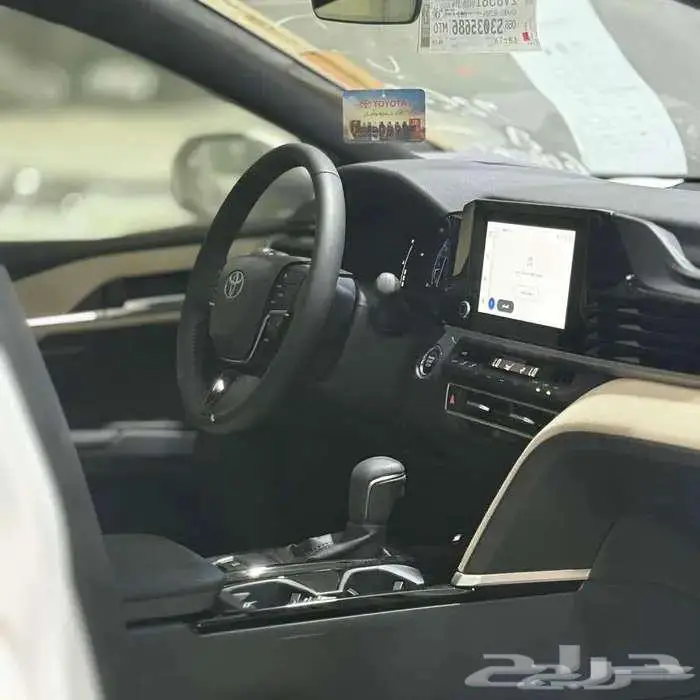 كامري LE بنزين نص فل 2025 اقل سعر للكاش 2