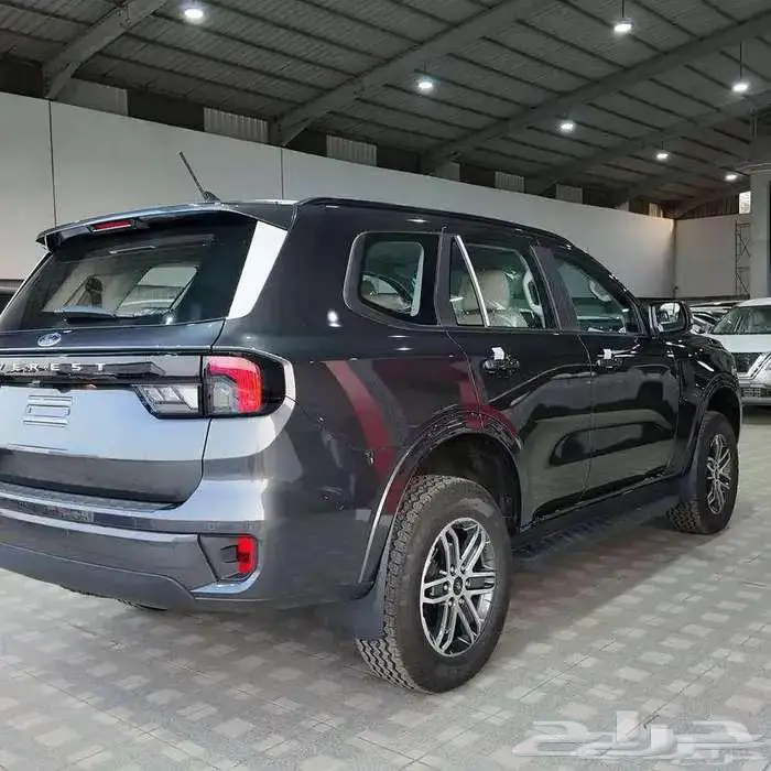 فورد ايفرست XLS دبل 2