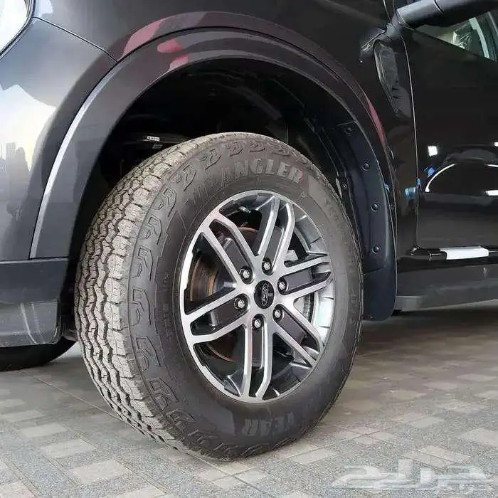 فورد ايفرست XLS دبل 4