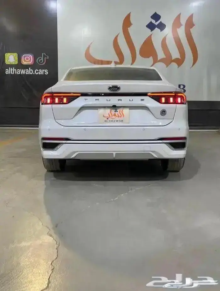 فورد تورس ترند بنزين سعودي 2025 كاش-تقسيط صيانة مجانية 3