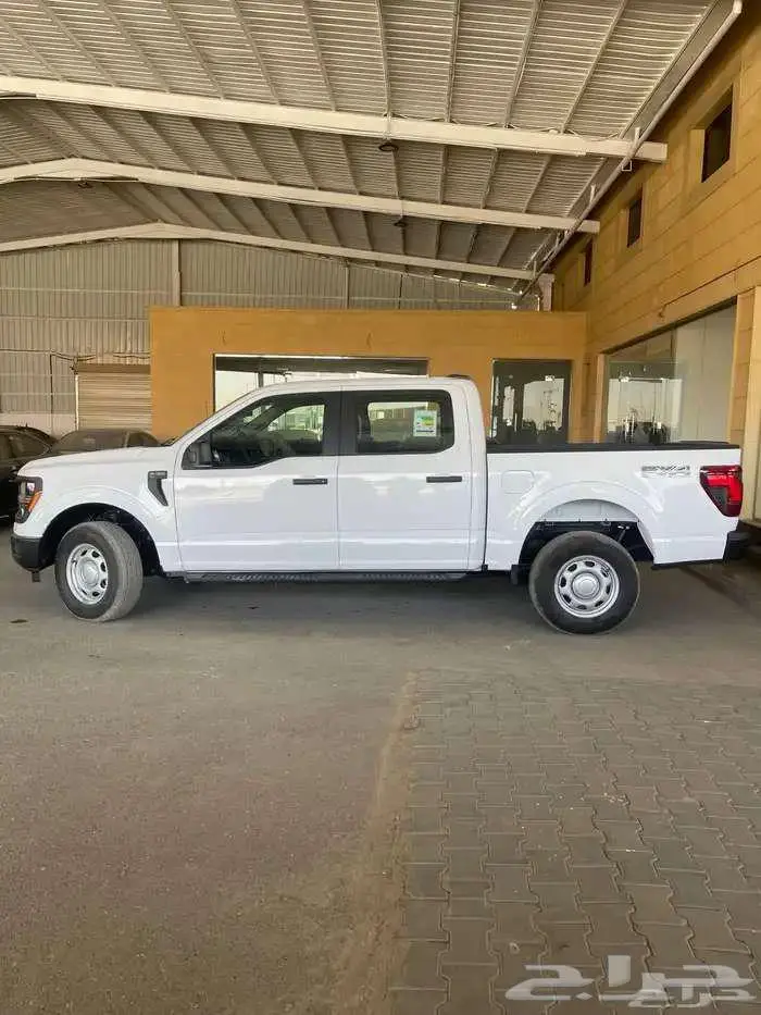 فورد غمارتين F150 فئة XLT موديل 2024 متوفر لدى الحسن 1