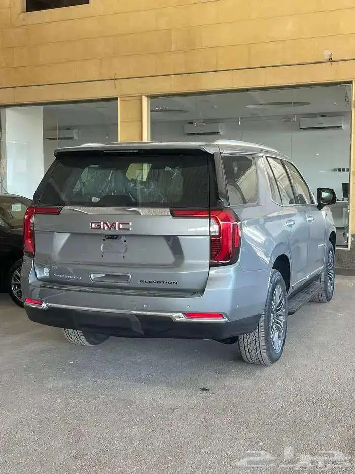 جي ام سي يوكن الفيشن 2025 متوفر لدى الحسن 2