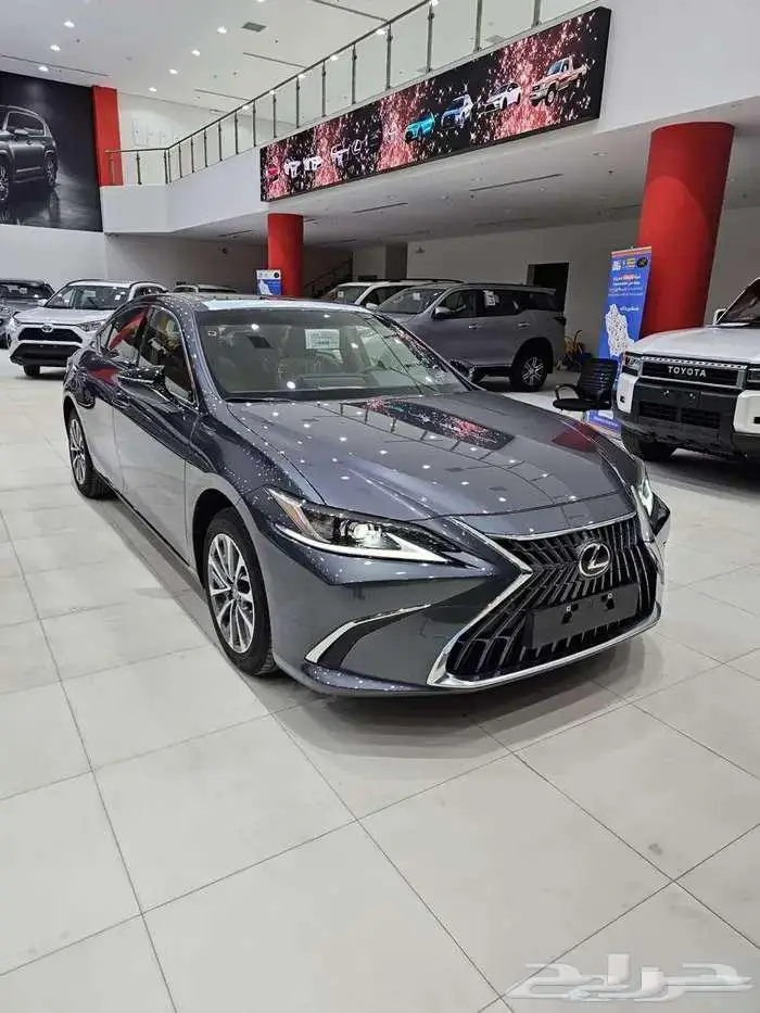 لكزس ES250 سعودي 2025 كاش وتقيسط جميع البنوك 3
