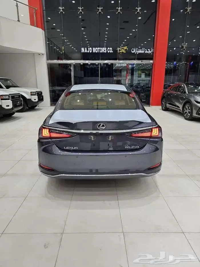 لكزس ES250 سعودي 2025 كاش وتقيسط جميع البنوك 6