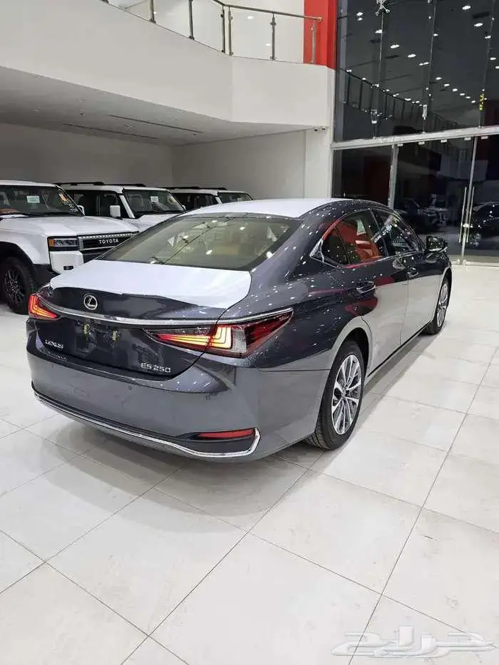 لكزس ES250 سعودي 2025 كاش وتقيسط جميع البنوك 5