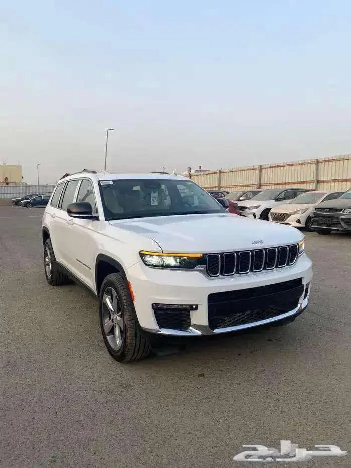 جيب جراند شيروكي 2023 ليمتد عرض خاص 0