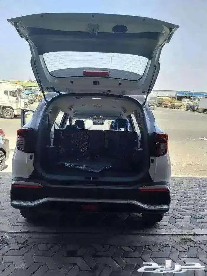 كيا كارنز نص فل موديل 2025 كاش واقساط 4