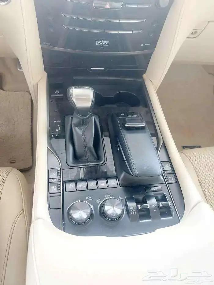 لكزس LX 570 S مستخدم2021 بدي وكالة نظيف ممشى 113 الف 9